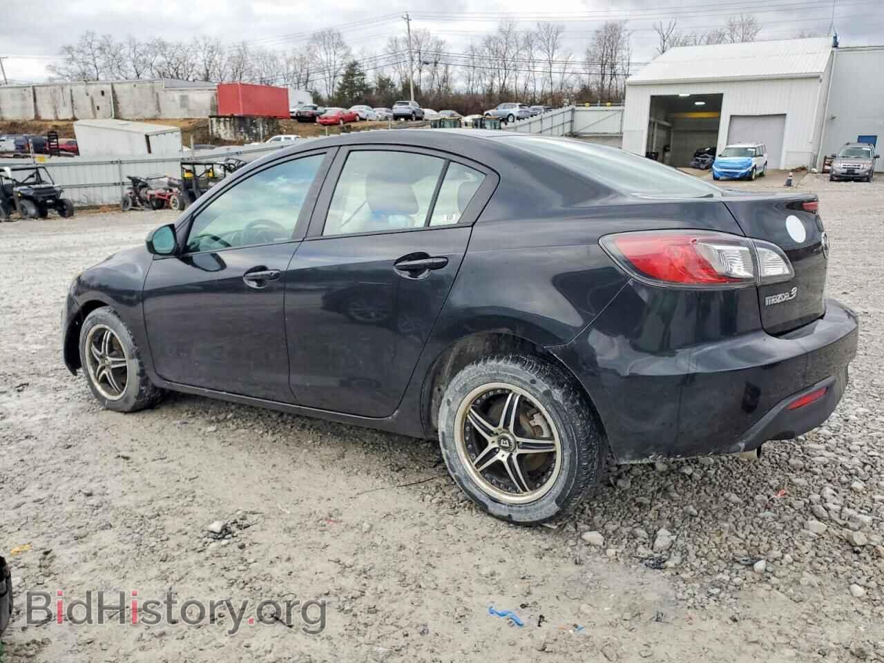 2011 MAZDA 3 - VIN: JM1BL1VG1B1448384 - Фото 2