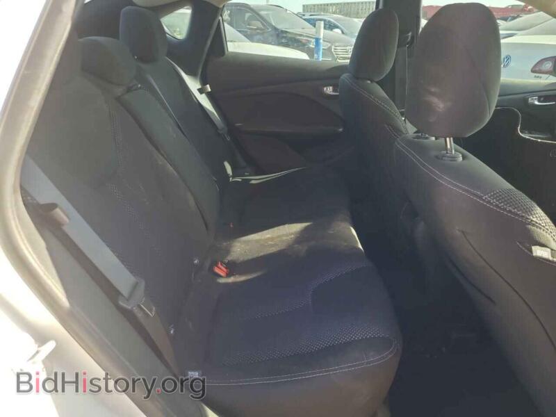 2016 Dodge DART (VIN 1C3CDFBB0GD762173) — photo 10 of 12