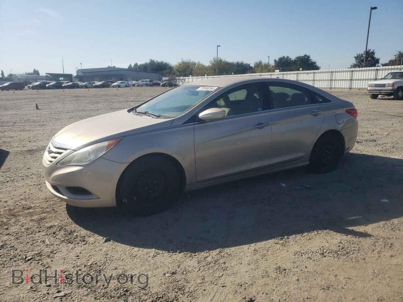 Photo 5NPEB4AC3BH056701 - HYUNDAI SONATA 2011
