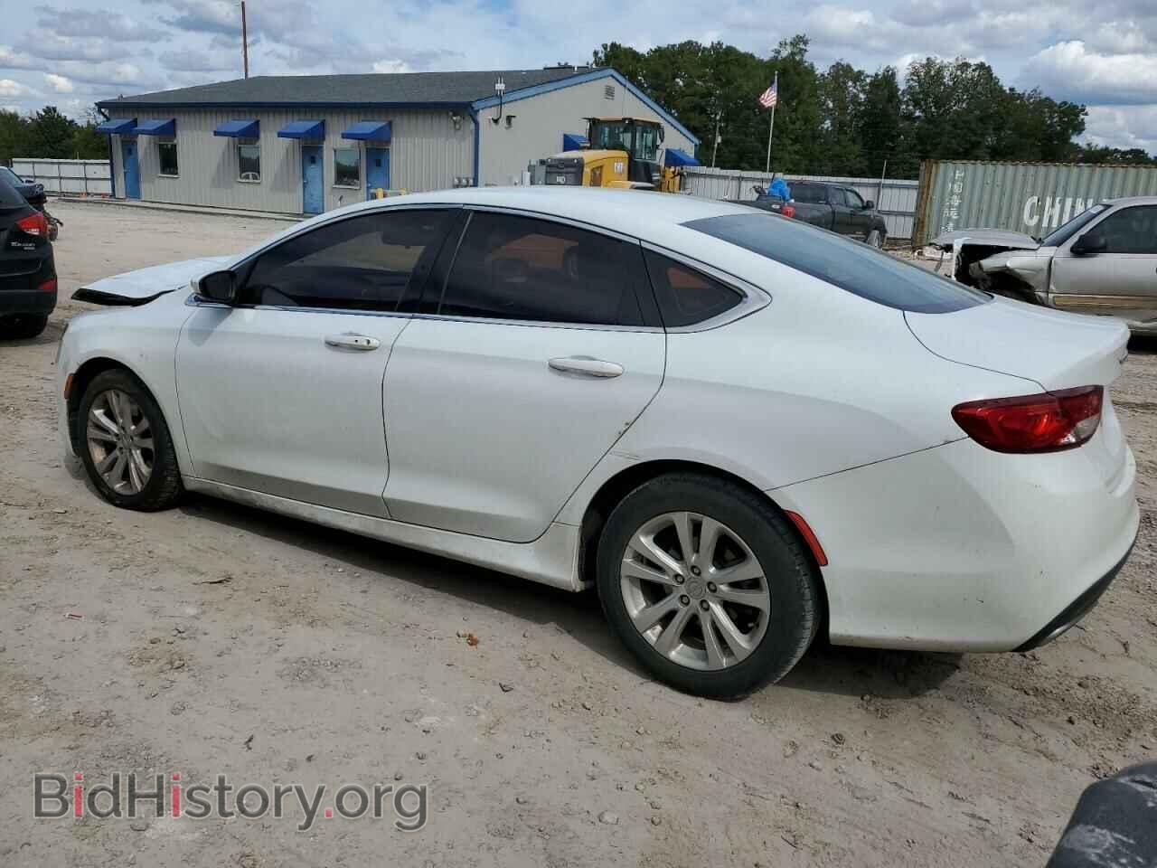 2016 CHRYSLER 200 - VIN: 1C3CCCAG8GN141028 - Фото 2