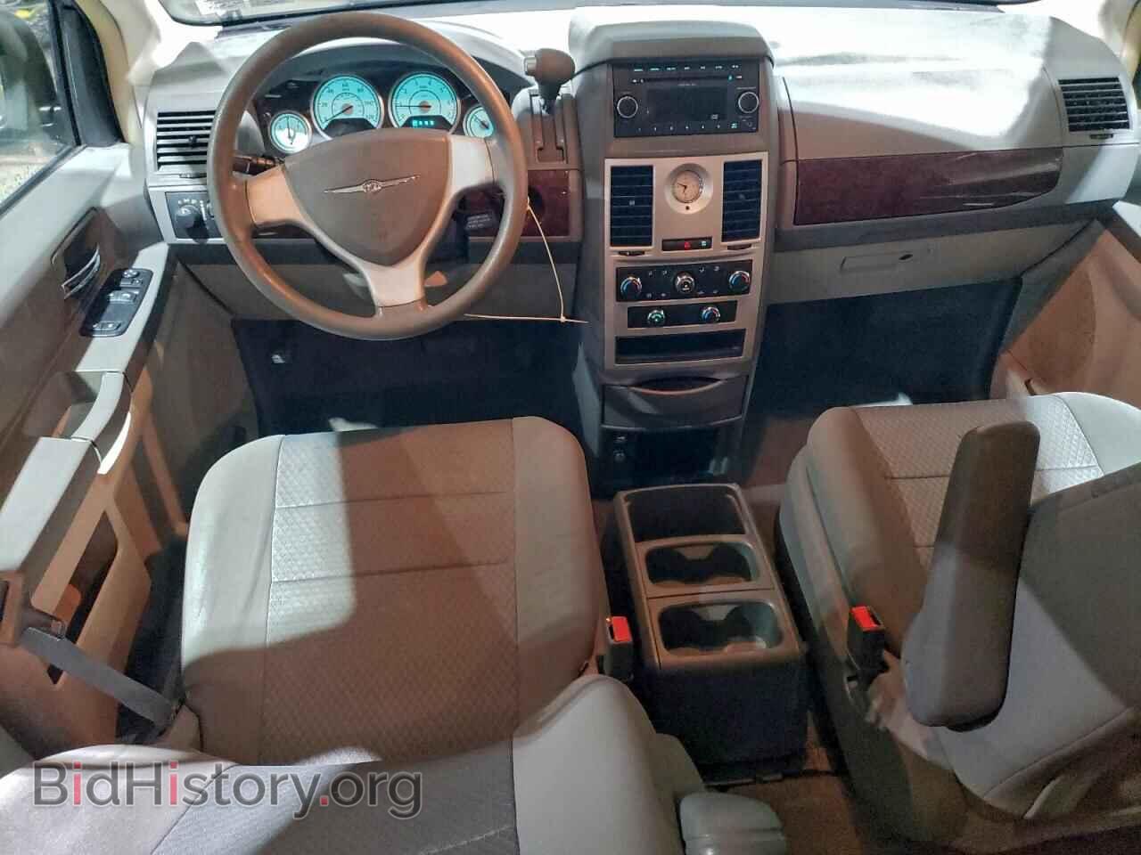 2010 CHRYSLER MINIVAN - VIN: 2A4RR2D13AR365933 - Фото 8