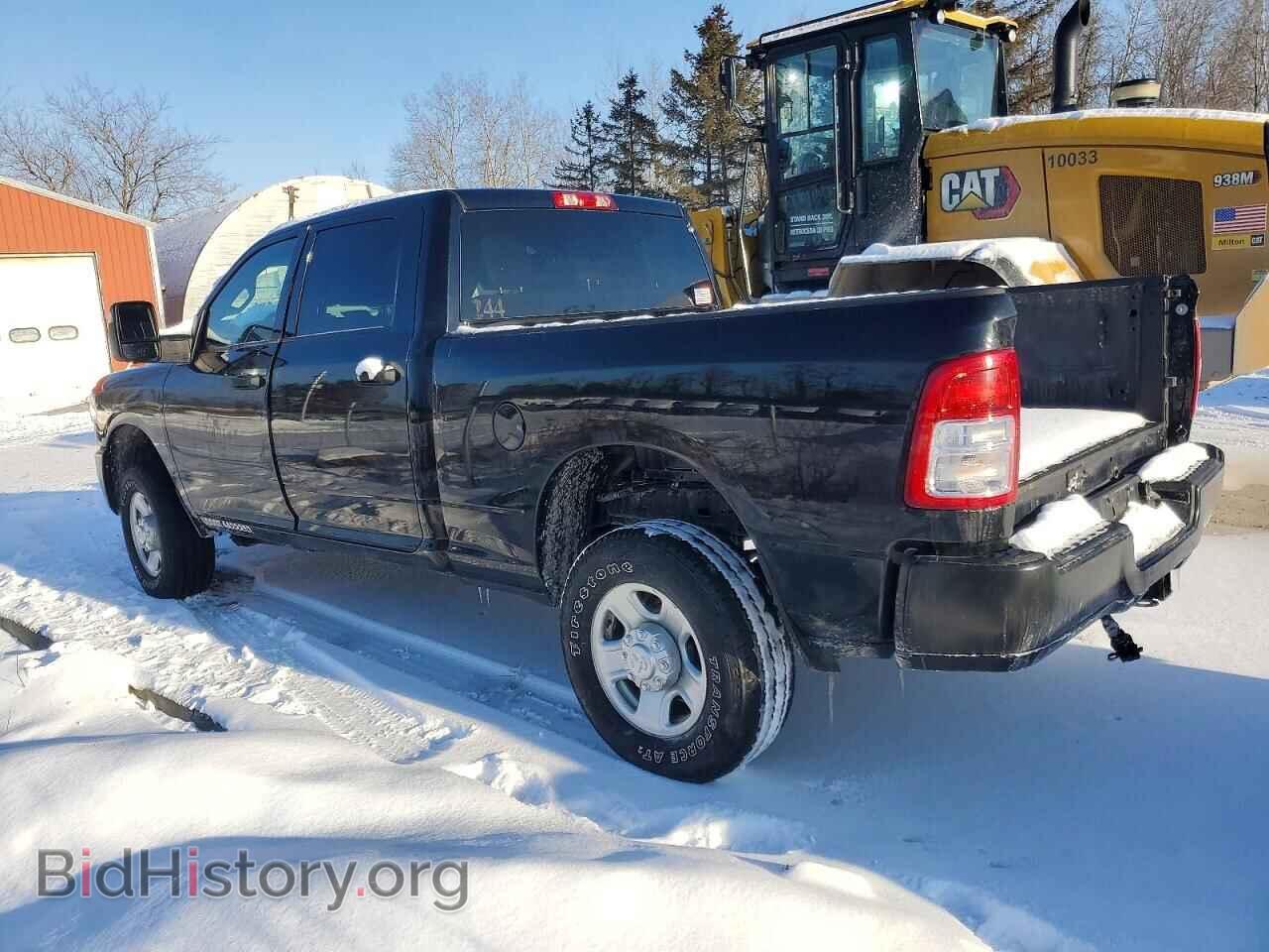 2024 RAM 2500 - VIN: 3C6UR5CJ9RG239250 - Photo 2