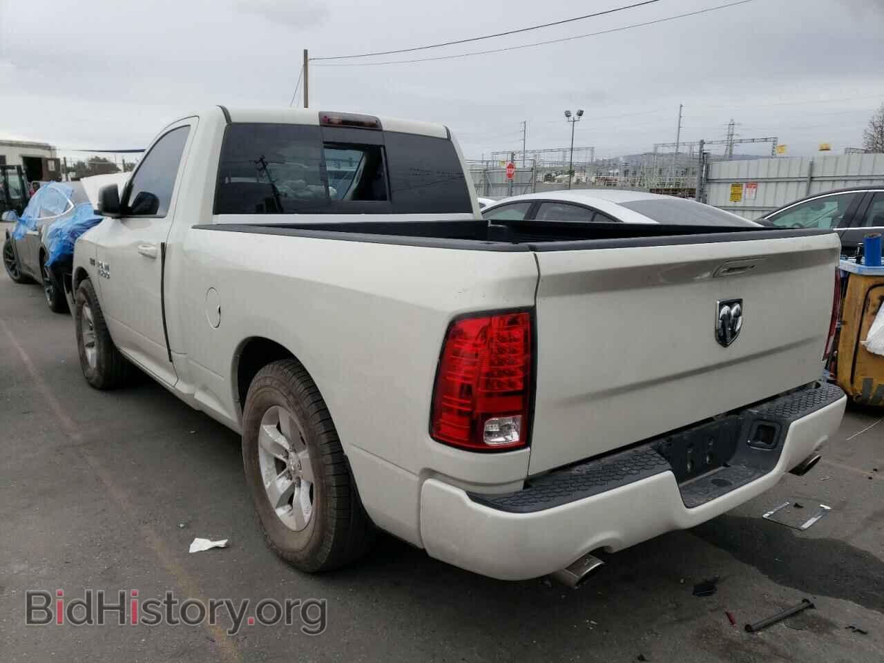 2017 RAM 1500 - VIN: 3C6JR6AT3HG791726 - Фото 2
