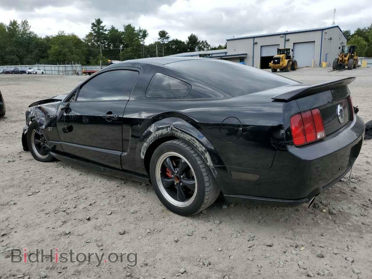 2005 FORD MUSTANG - VIN: 1ZVHT82H655205941 - Фото 2