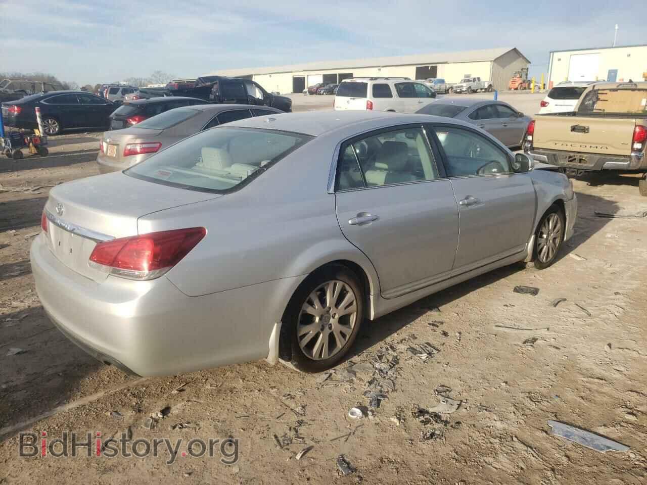 2011 TOYOTA AVALON - VIN: 4T1BK3DB2BU408037 - Фото 3