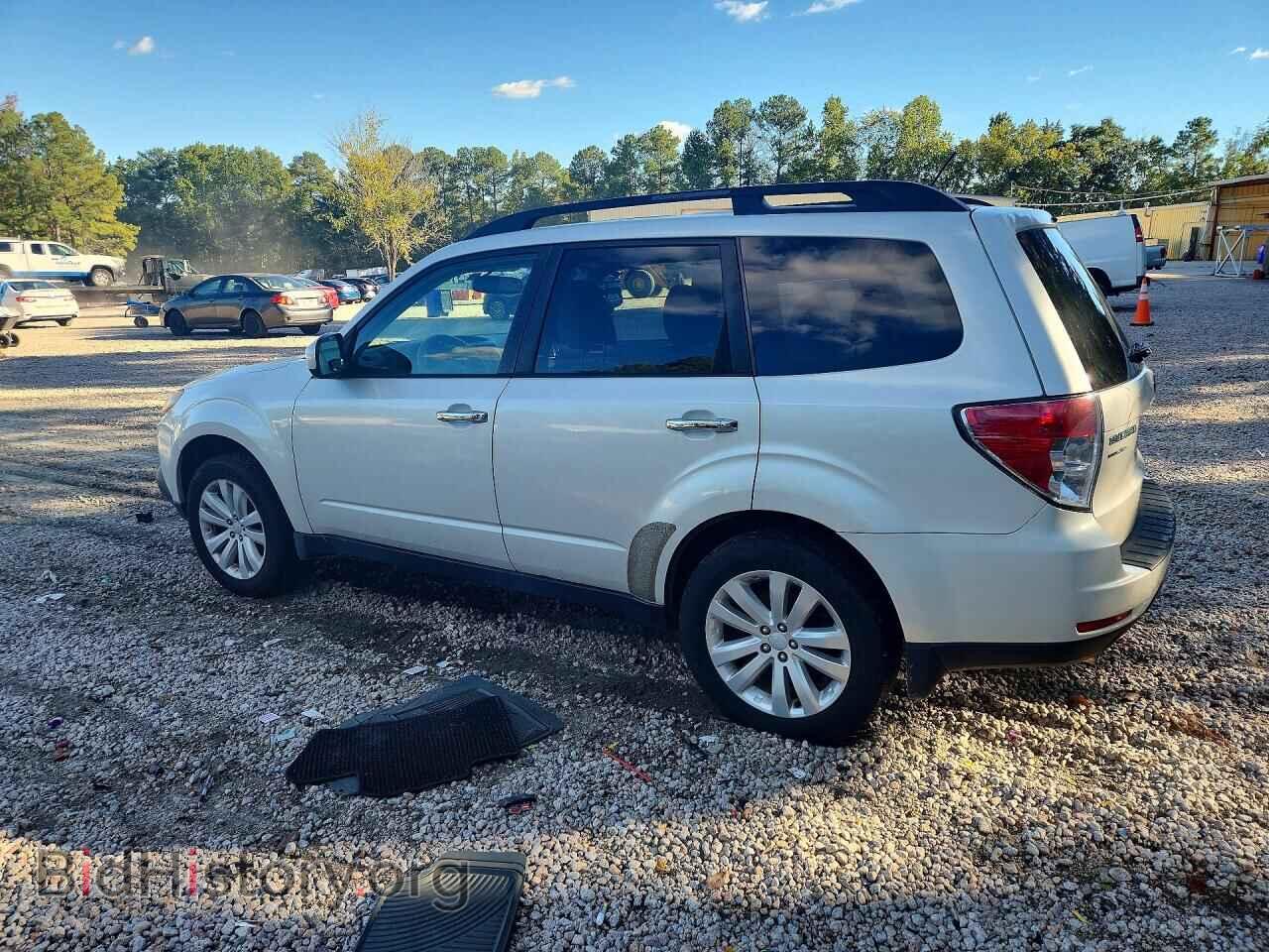2013 SUBARU FORESTER - VIN: JF2SHAEC5DH406438 - Photo 2