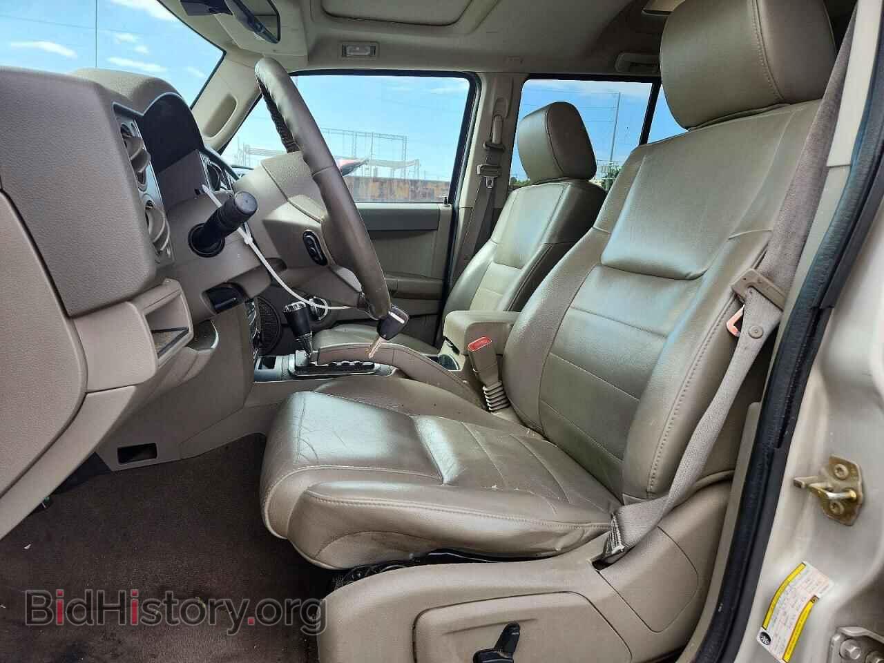 2006 JEEP COMMANDER - VIN: 1J8HH48N26C335067 - Photo 7