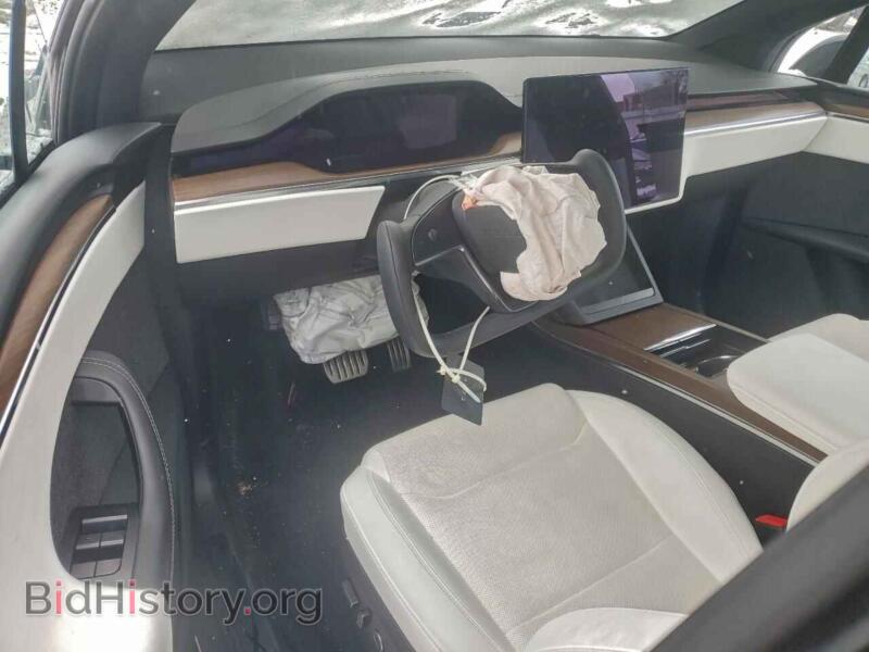 2023 Tesla MODEL X (VIN 7SAXCBE58PF368690) — фото 8 из 15