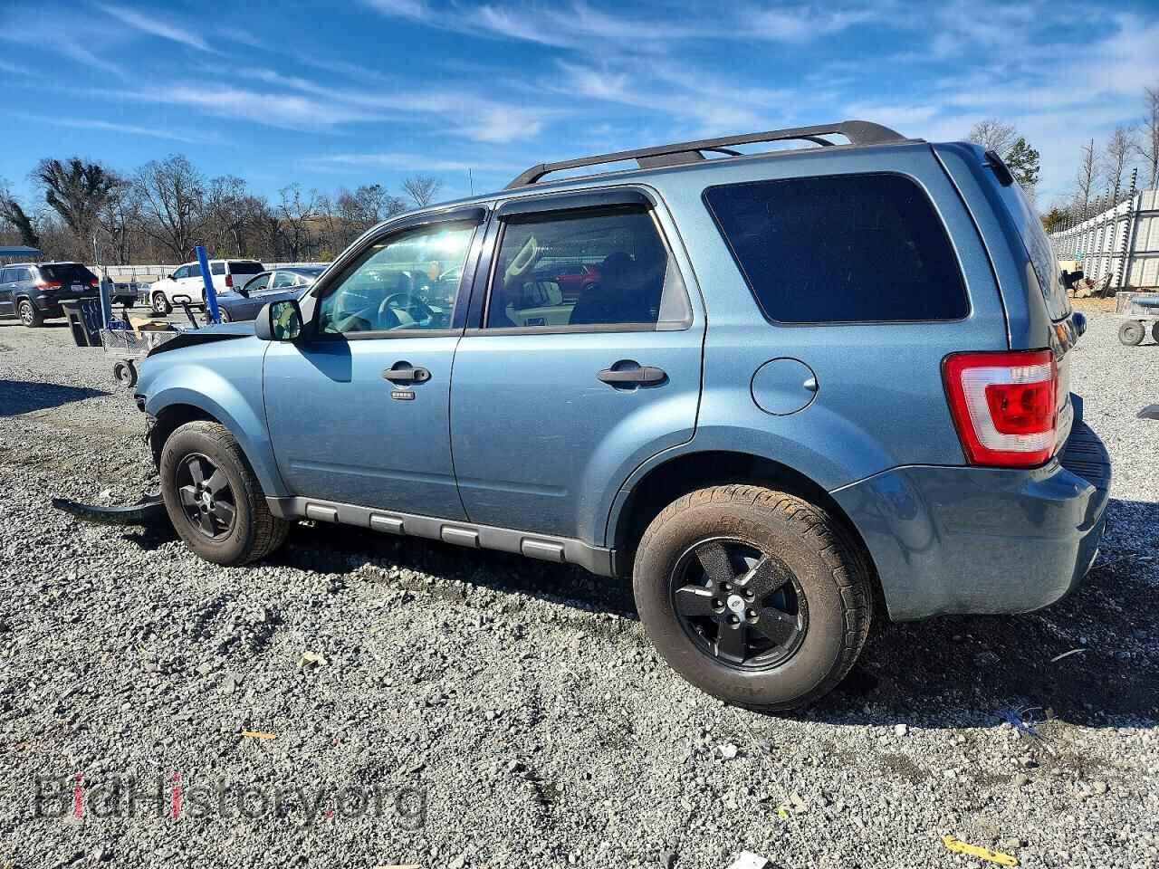 2010 FORD ESCAPE - VIN: 1FMCU0D75AKC71131 - Фото 2