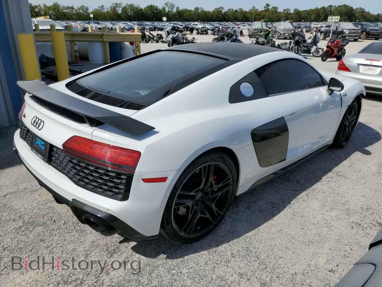 2022 AUDI R8 - VIN: WUAKBAFXXN7900631 - Фото 3