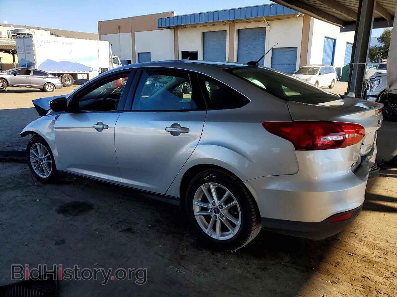 2017 FORD FOCUS - VIN: 1FADP3F21HL215619 - Фото 2