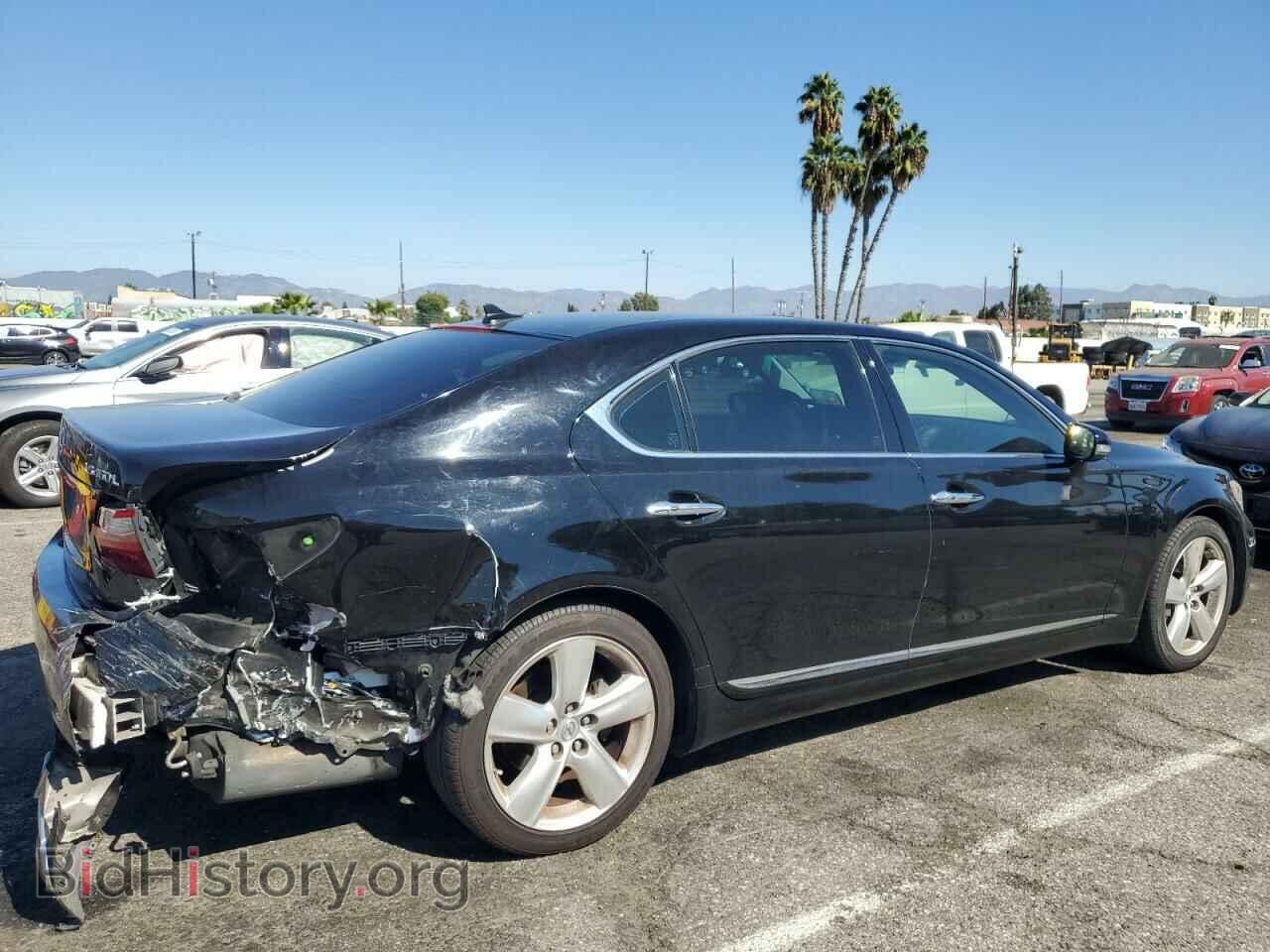 2011 LEXUS LS460 - VIN: JTHGL5EF1B5044514 - Photo 3
