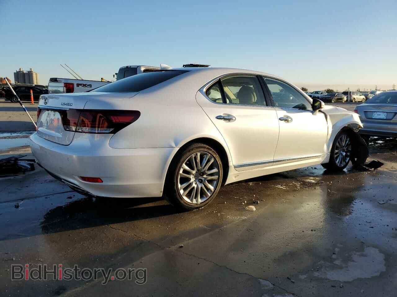 2016 LEXUS LS460 - VIN: JTHBL5EF0G5142130 - Photo 3