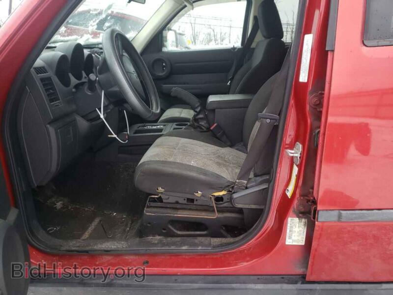 2007 Dodge NITRO (VIN 1D8GT28K97W586259) — photo 7 of 13