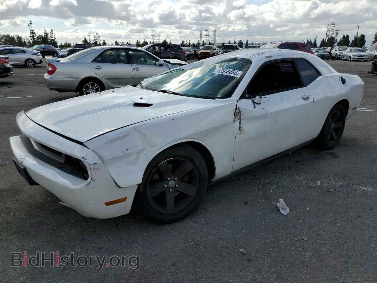 Photo 2C3CDYAG8DH719045 - DODGE CHALLENGER 2013