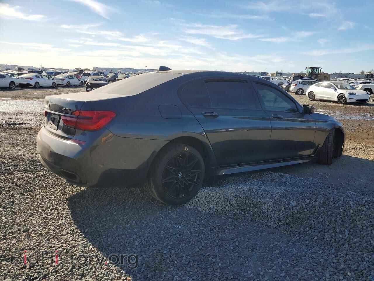 2017 BMW 7 SERIES - VIN: WBA7E2C31HG740853 - Фото 3