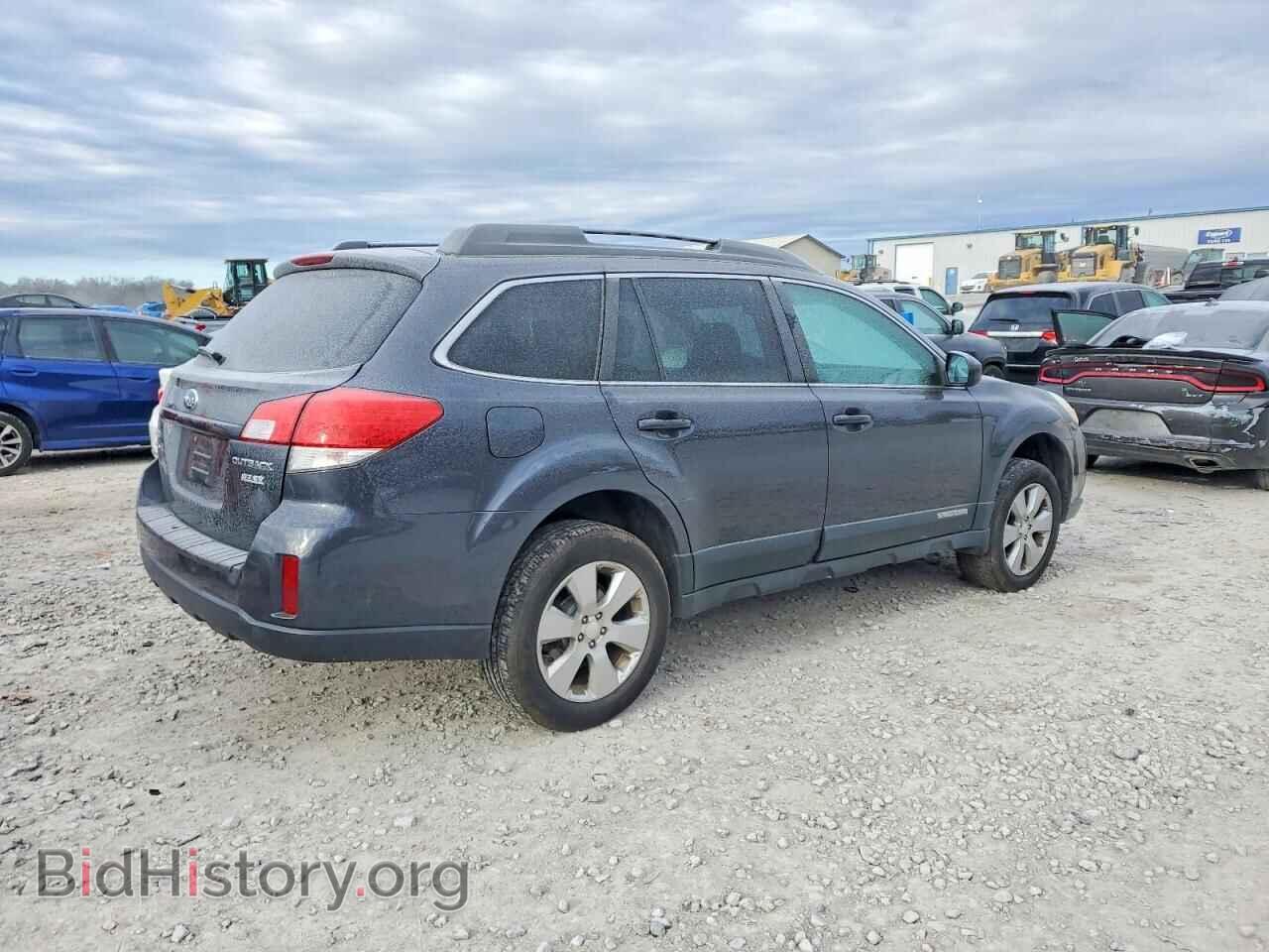 2011 SUBARU OUTBACK - VIN: 4S4BRBCC5B3421712 - Фото 3