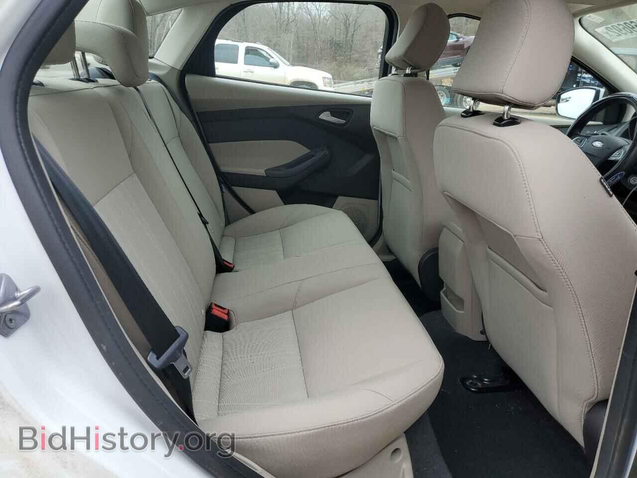 2016 FORD FOCUS - VIN: 1FADP3F21GL292585 - Фото 10