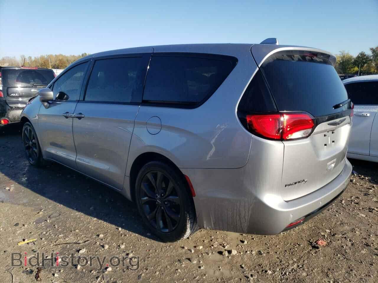 2018 CHRYSLER PACIFICA - VIN: 2C4RC1FG7JR333554 - Photo 2