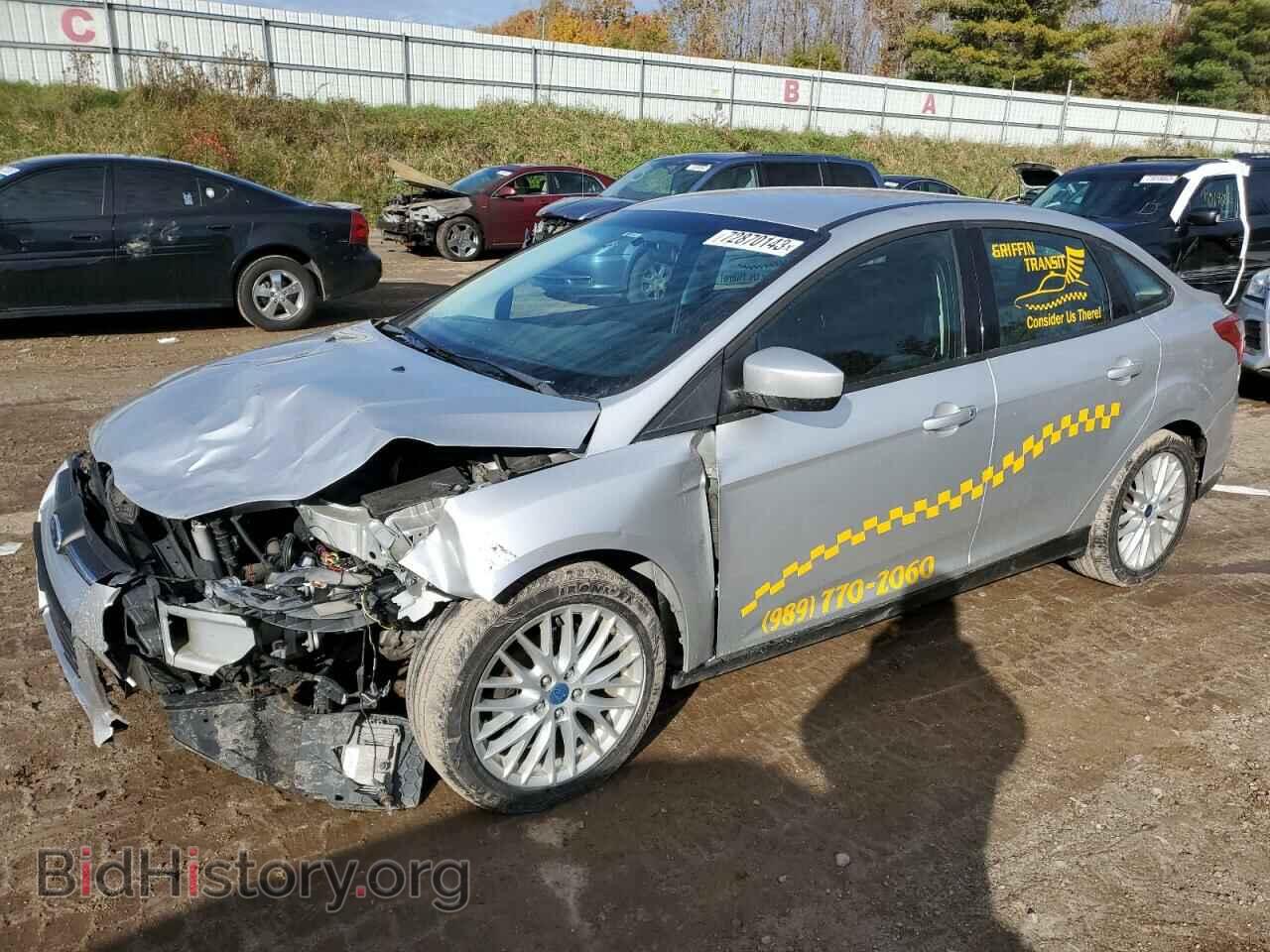 Photo 1FAHP3F23CL242556 - FORD FOCUS 2012