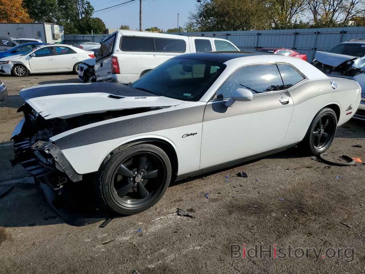 Photo 2C3CDYBT3DH540732 - DODGE CHALLENGER 2013