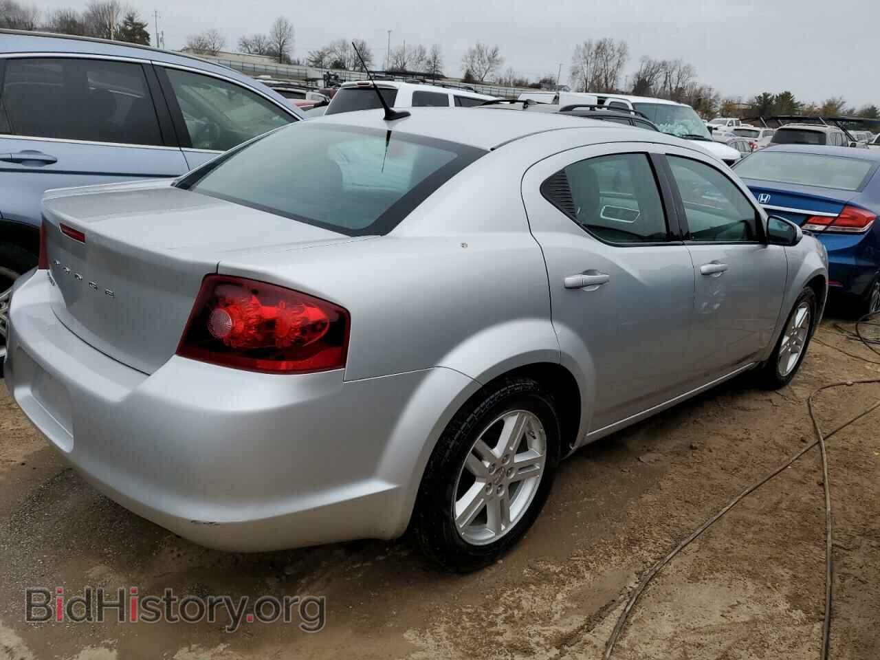 2011 DODGE AVENGER - VIN: 1B3BD1FB3BN526528 - Фото 3