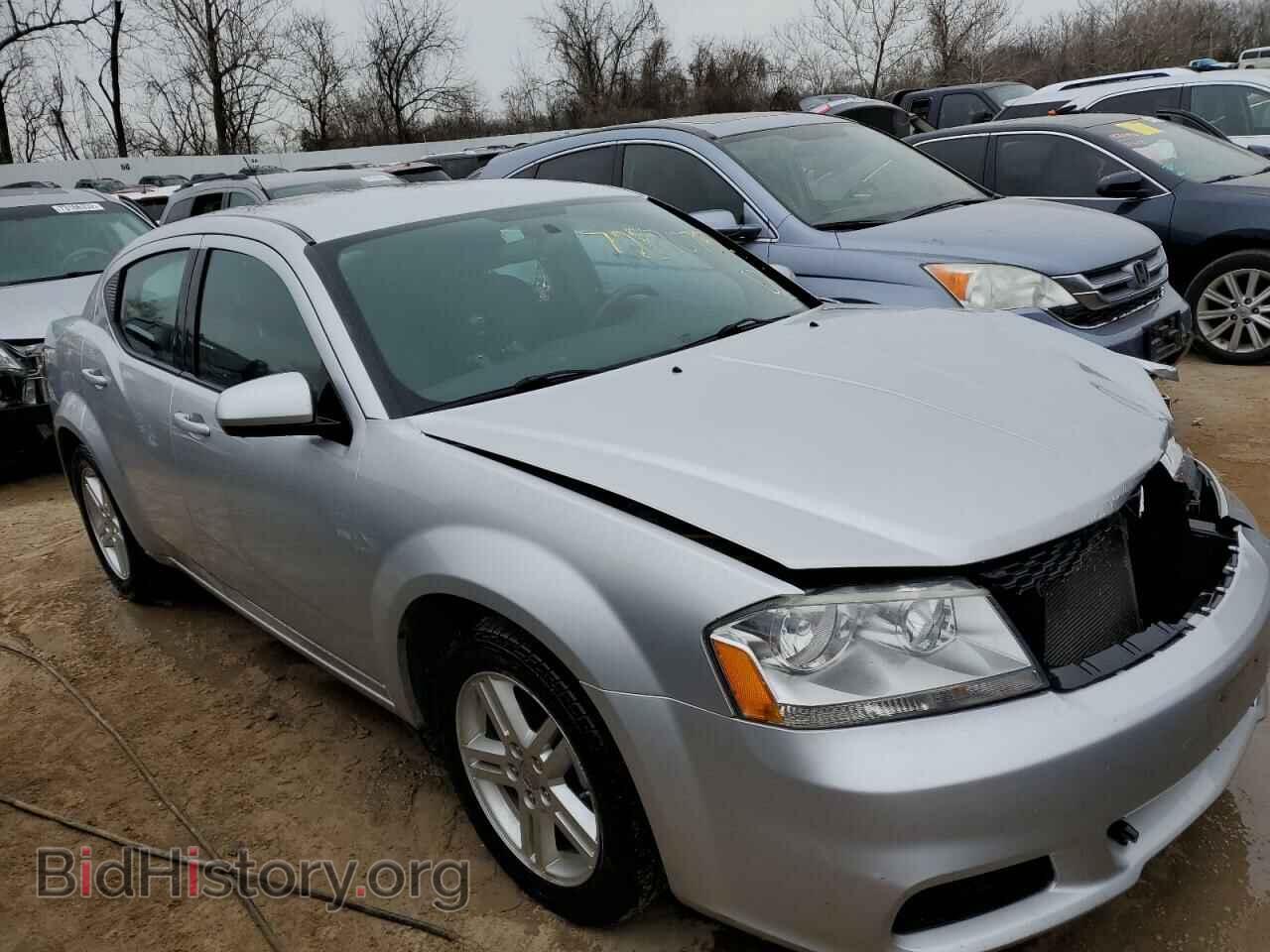 2011 DODGE AVENGER - VIN: 1B3BD1FB3BN526528 - Фото 4