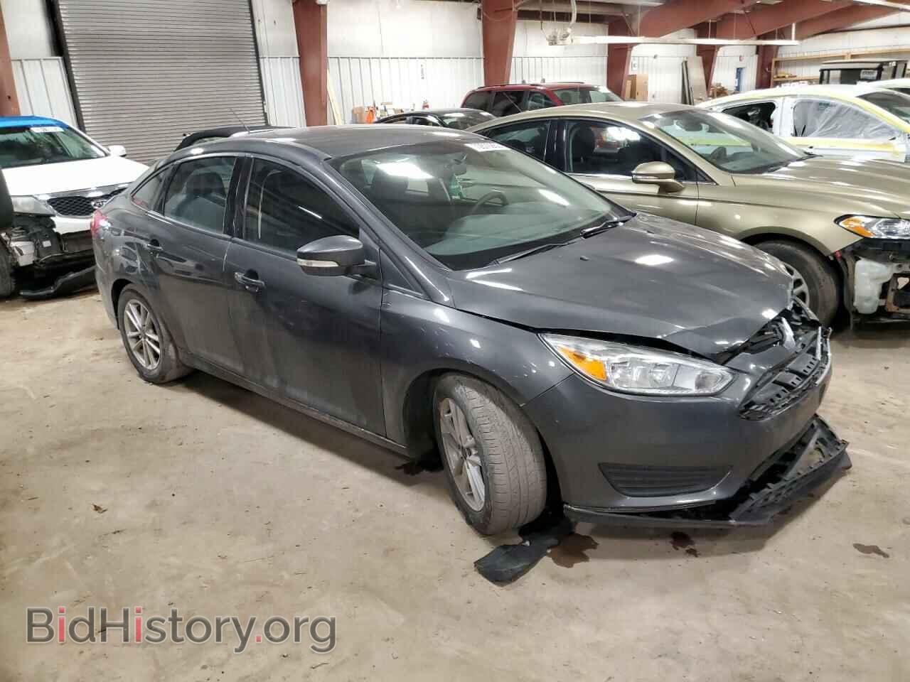 2017 FORD FOCUS - VIN: 1FADP3F2XHL204375 - Фото 4