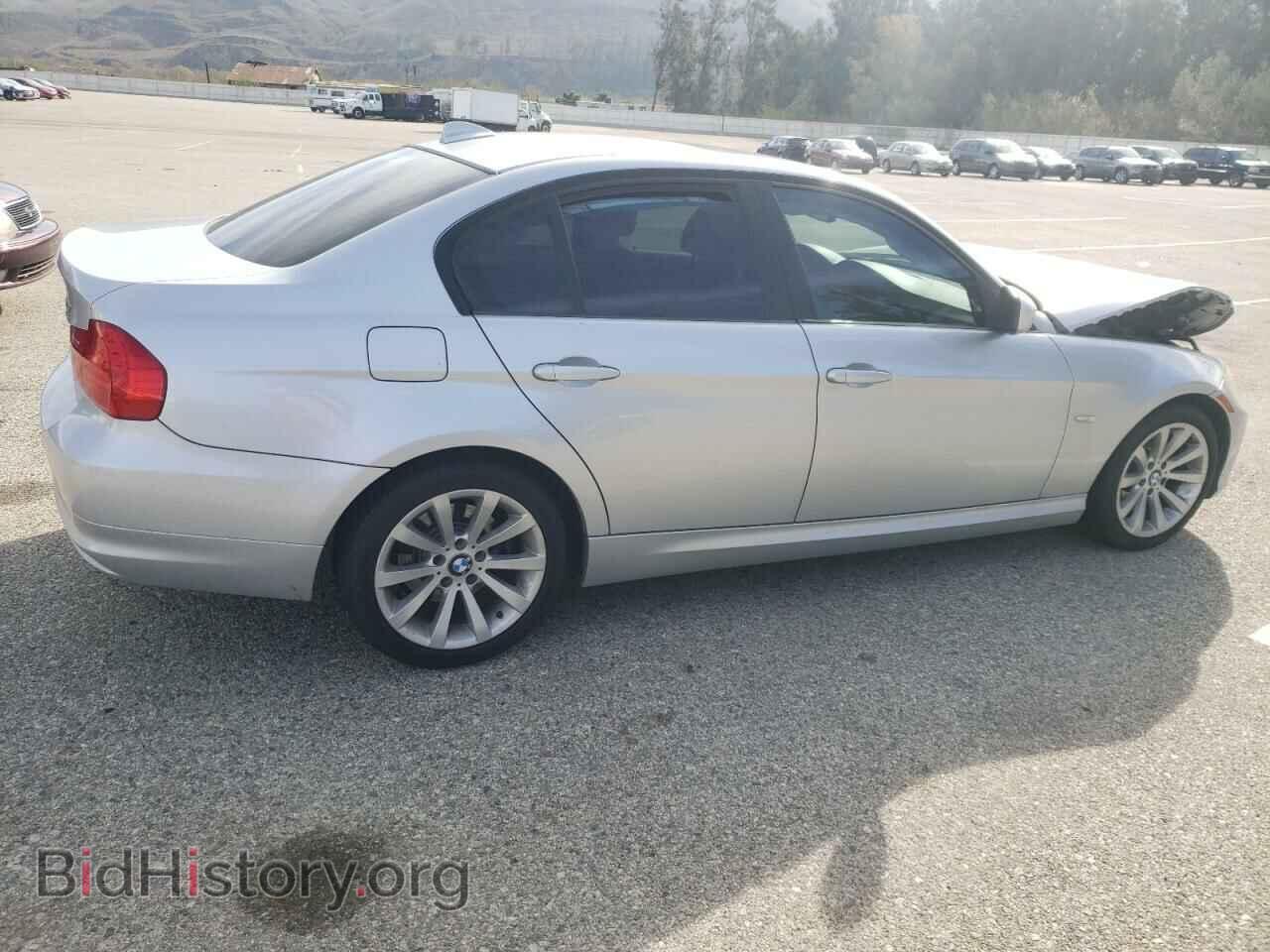 2011 BMW 3 SERIES - VIN: WBAPH5C50BF093322 - Фото 3