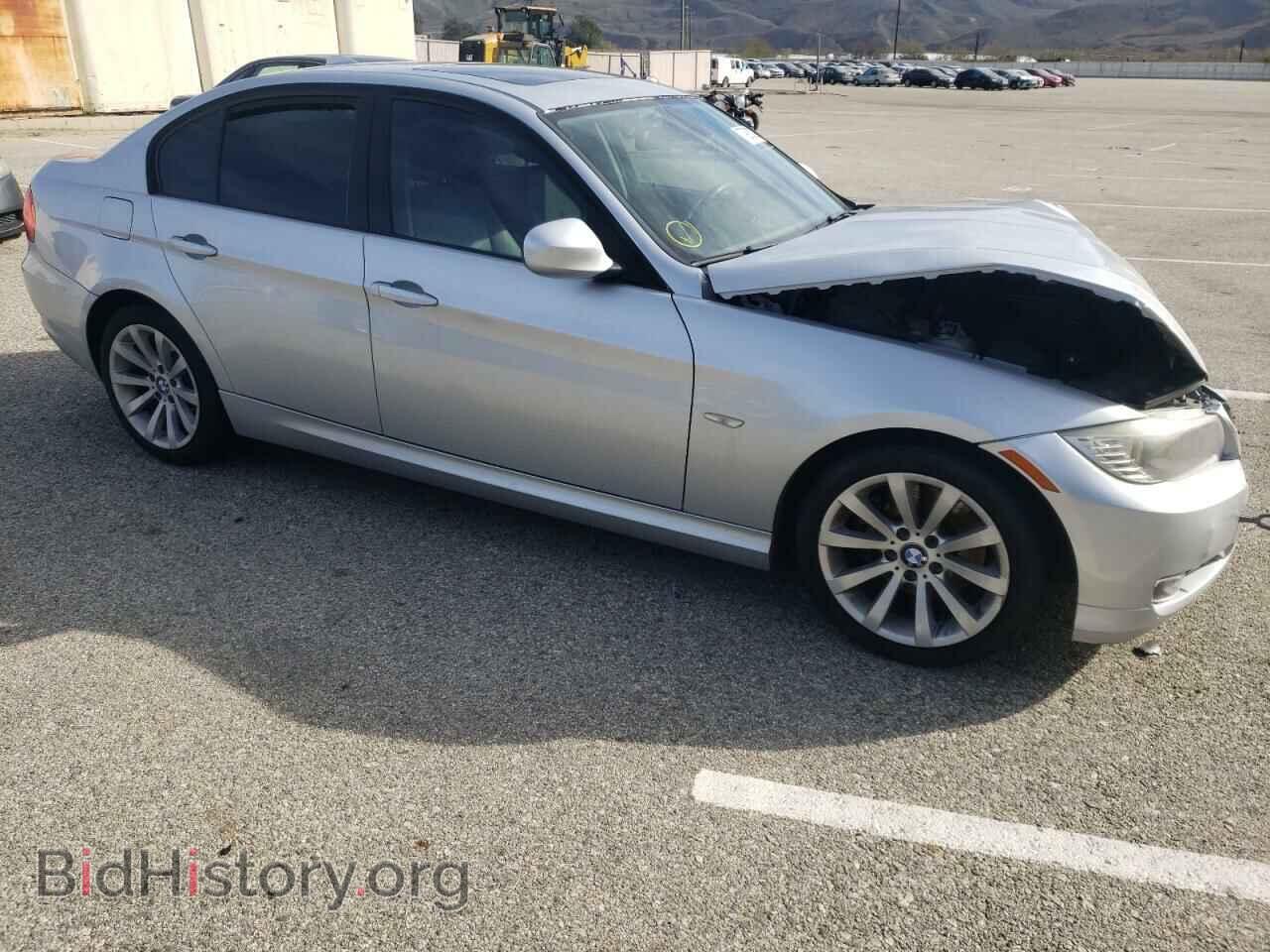 2011 BMW 3 SERIES - VIN: WBAPH5C50BF093322 - Фото 4