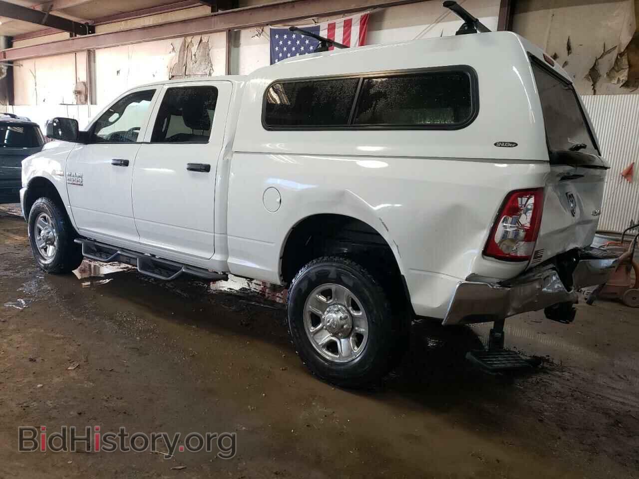 2018 RAM All Models - VIN: 3C6UR5CJ2JG347360 - Photo 2