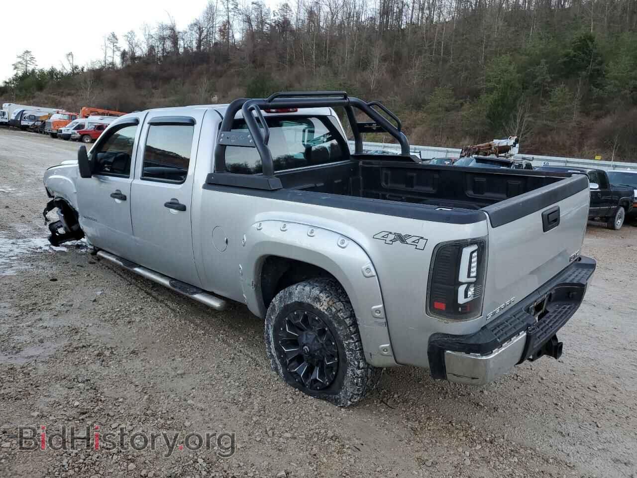 2013 GMC SIERRA - VIN: 1GT12ZCG3DF225978 - Фото 2