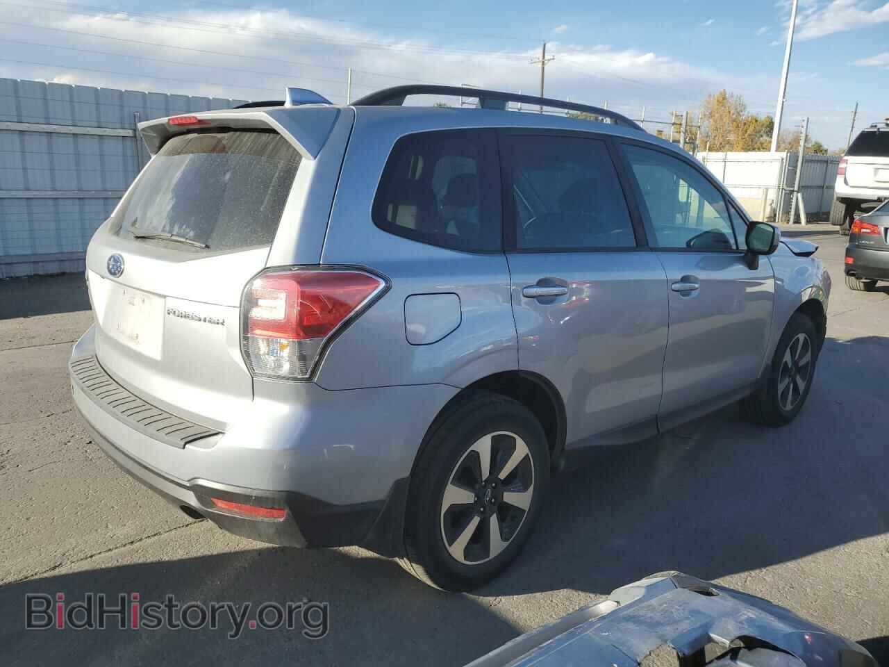 2018 SUBARU FORESTER - VIN: JF2SJAEC3JG529628 - Фото 3