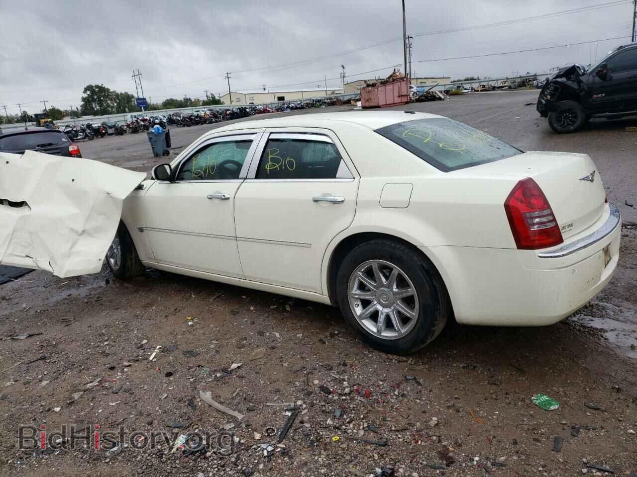 2006 CHRYSLER 300 - VIN: 2C3LA63H46H272929 - Фото 2