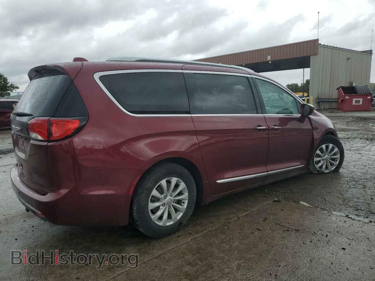 2018 CHRYSLER PACIFICA - VIN: 2C4RC1BGXJR217352 - Фото 3