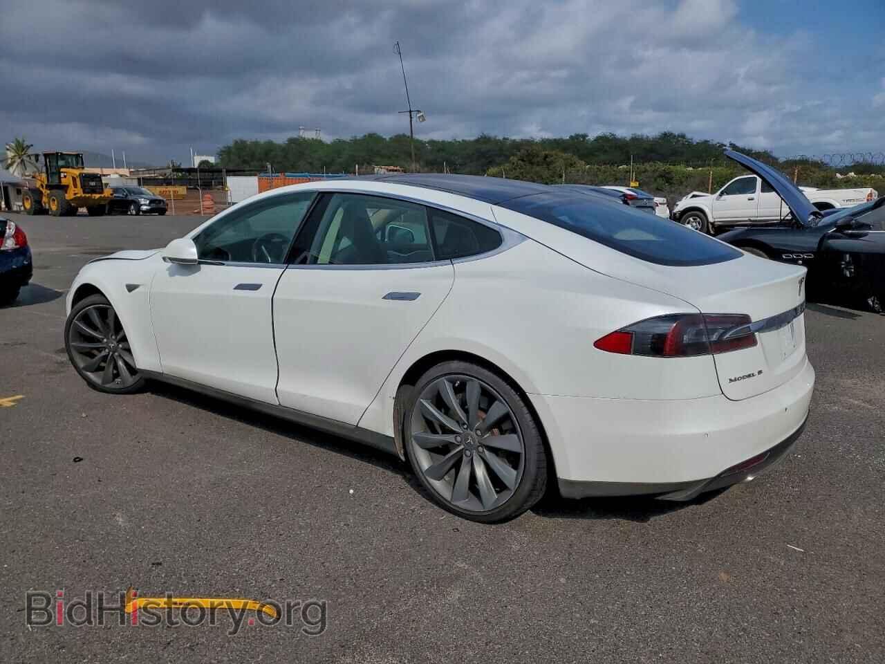 2014 TESLA MODEL S - VIN: 5YJSA1S18EFP43340 - Photo 2