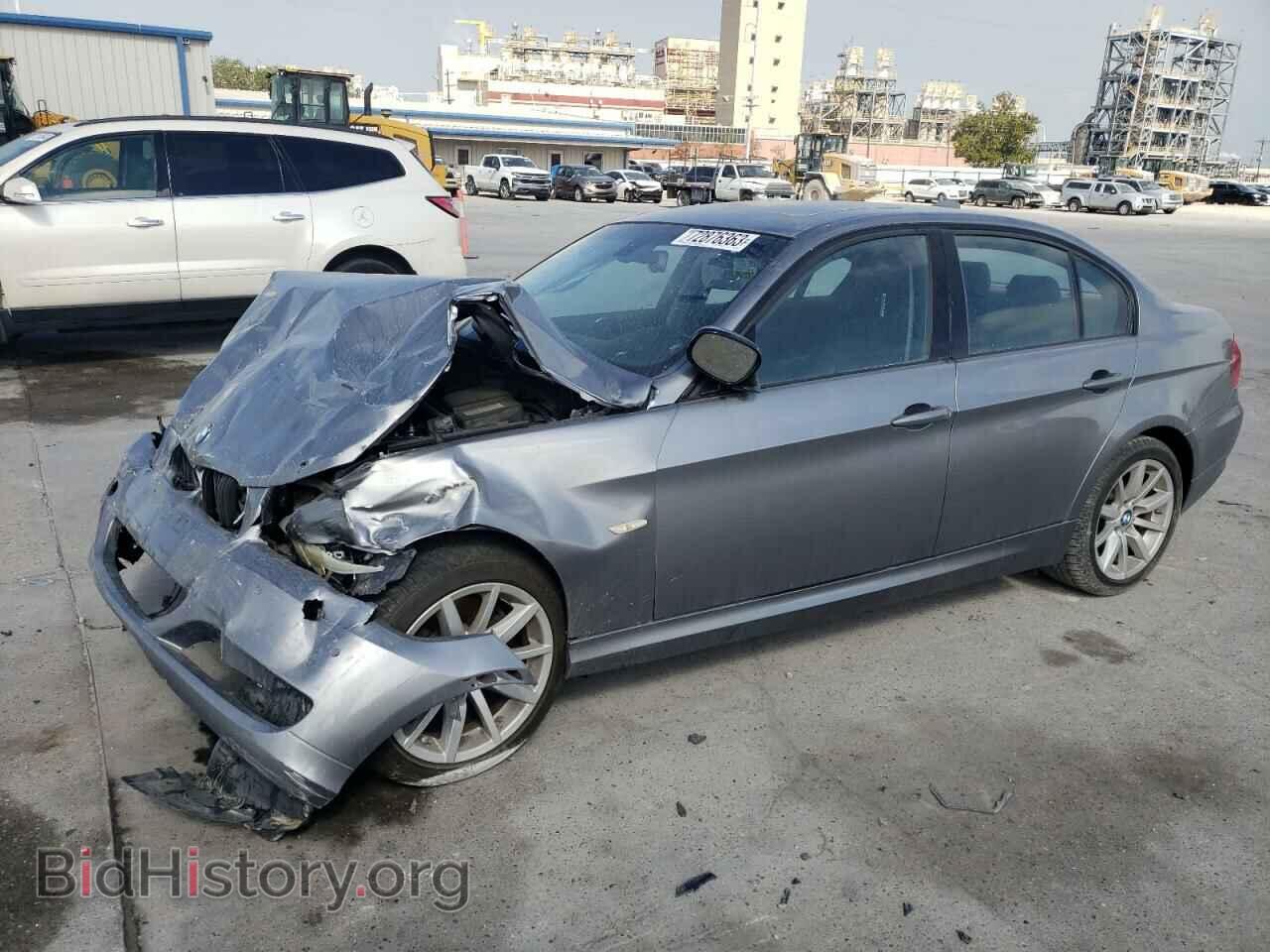 Photo WBAPH77539NL85083 - BMW 3 SERIES 2009