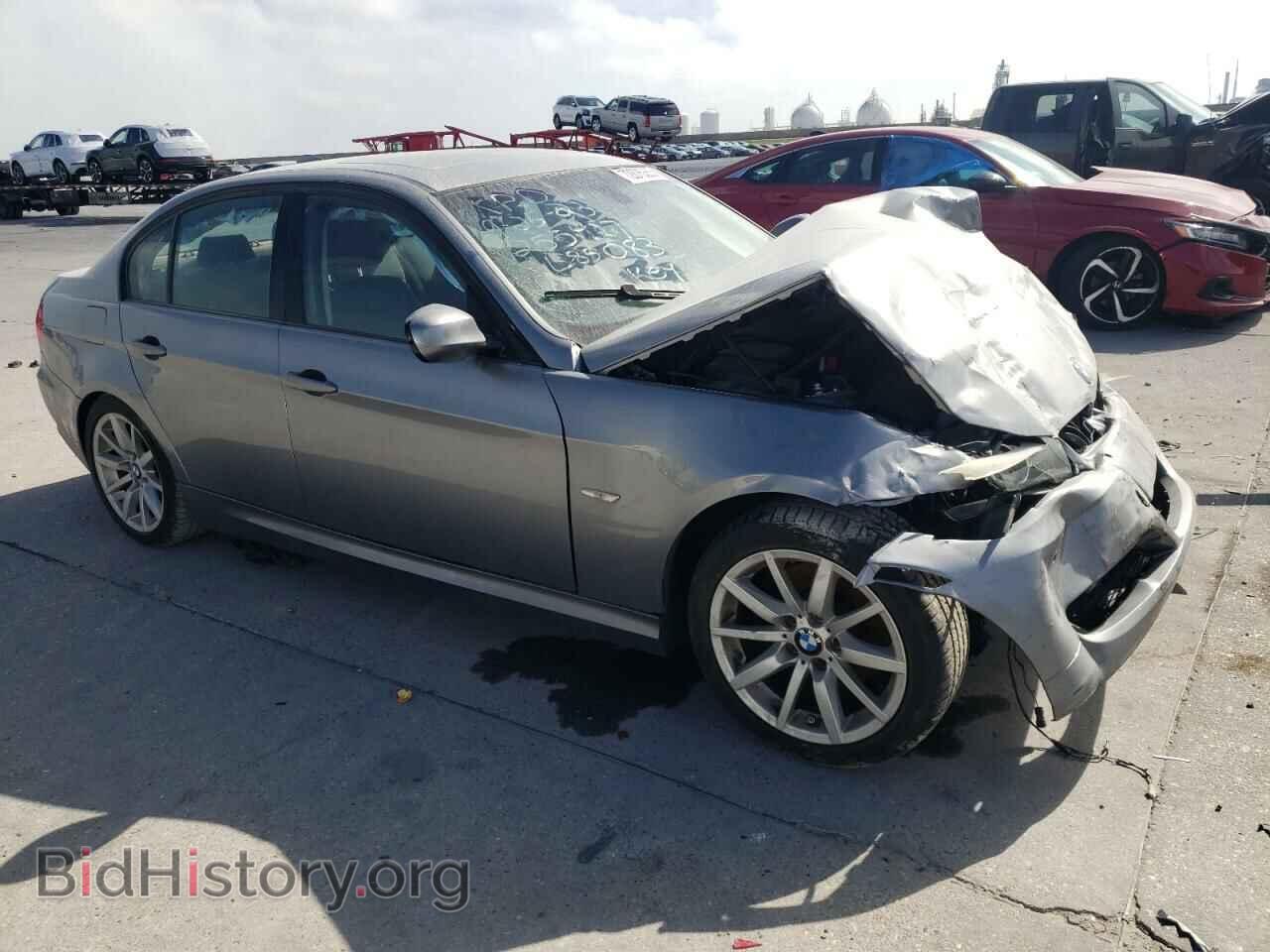 2009 BMW 3 SERIES - VIN: WBAPH77539NL85083 - Фото 4