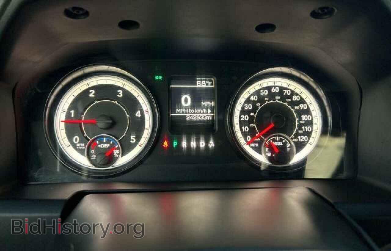 2018 RAM All Models - VIN: 3C63RRGL0JG354726 - Photo 8