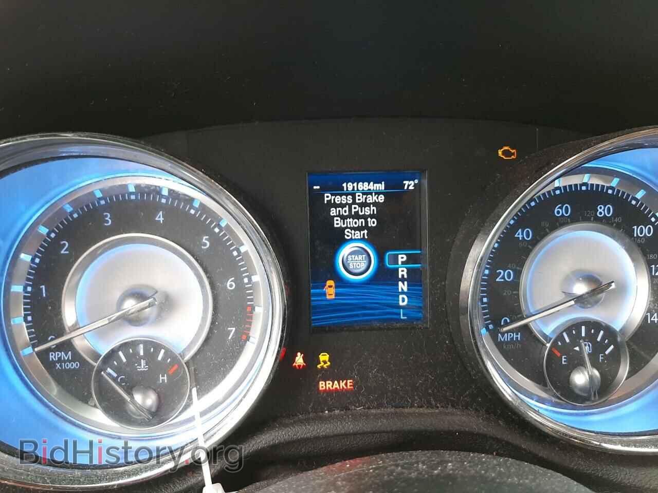 2014 CHRYSLER 300 - VIN: 2C3CCAAGXEH361331 - Фото 9