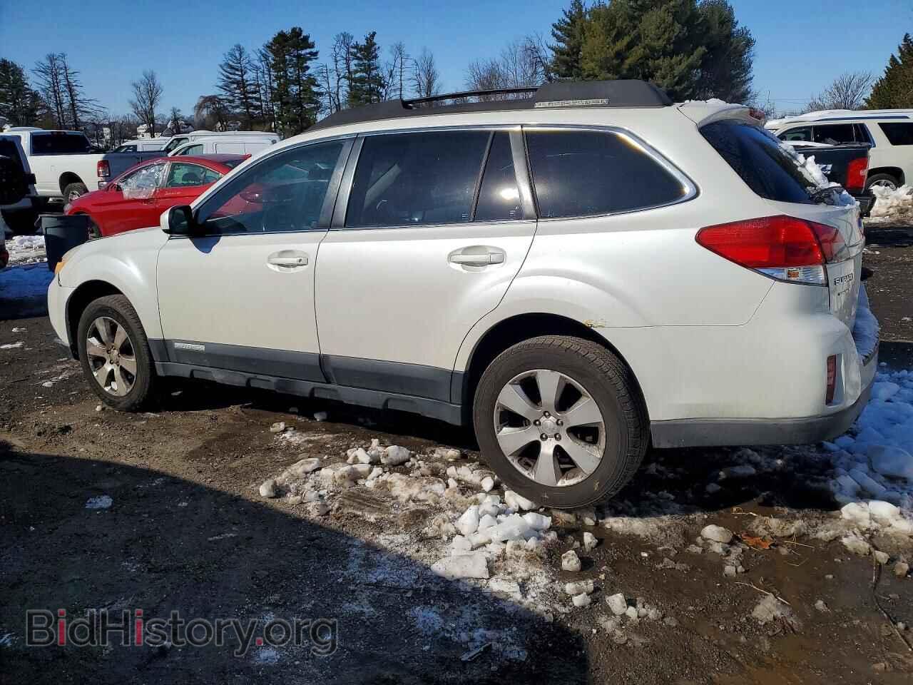 2011 SUBARU OUTBACK - VIN: 4S4BRBCC1B3427460 - Фото 2