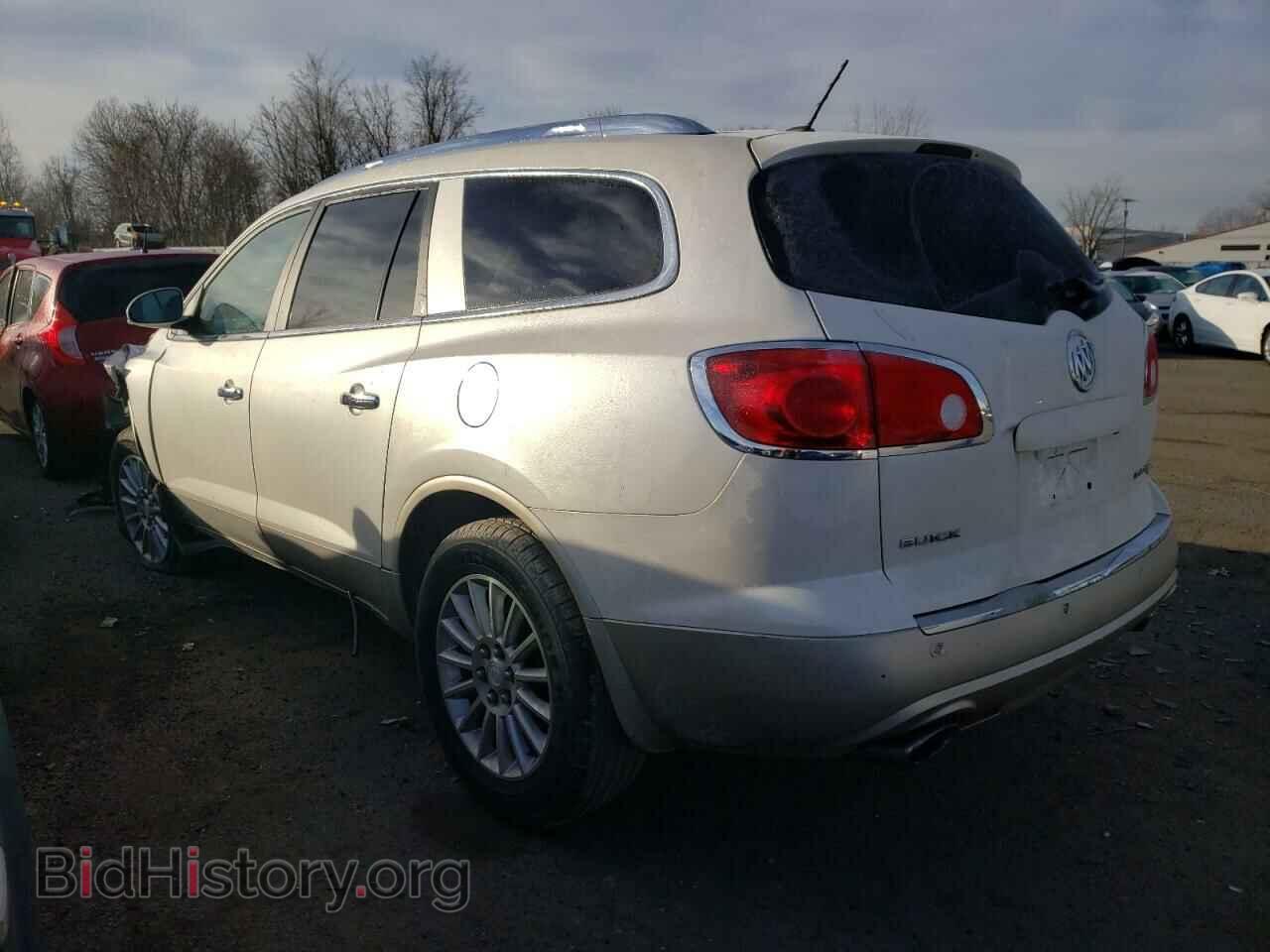 2012 BUICK ENCLAVE - VIN: 5GAKVCED0CJ331815 - Фото 2