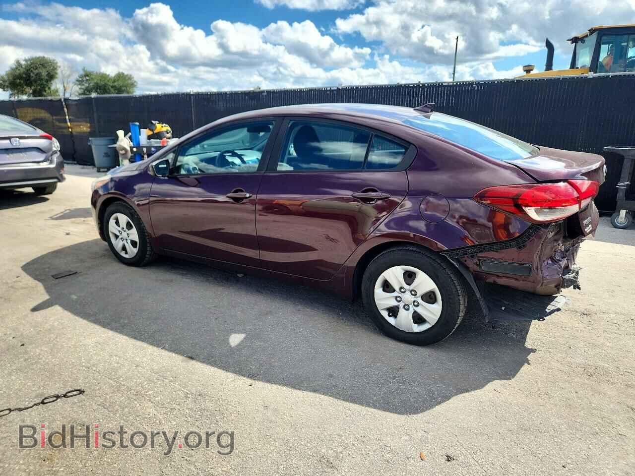 2018 KIA FORTE - VIN: 3KPFK4A71JE259533 - Photo 2