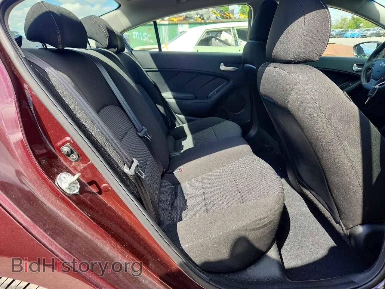 2018 KIA FORTE - VIN: 3KPFK4A71JE259533 - Photo 10