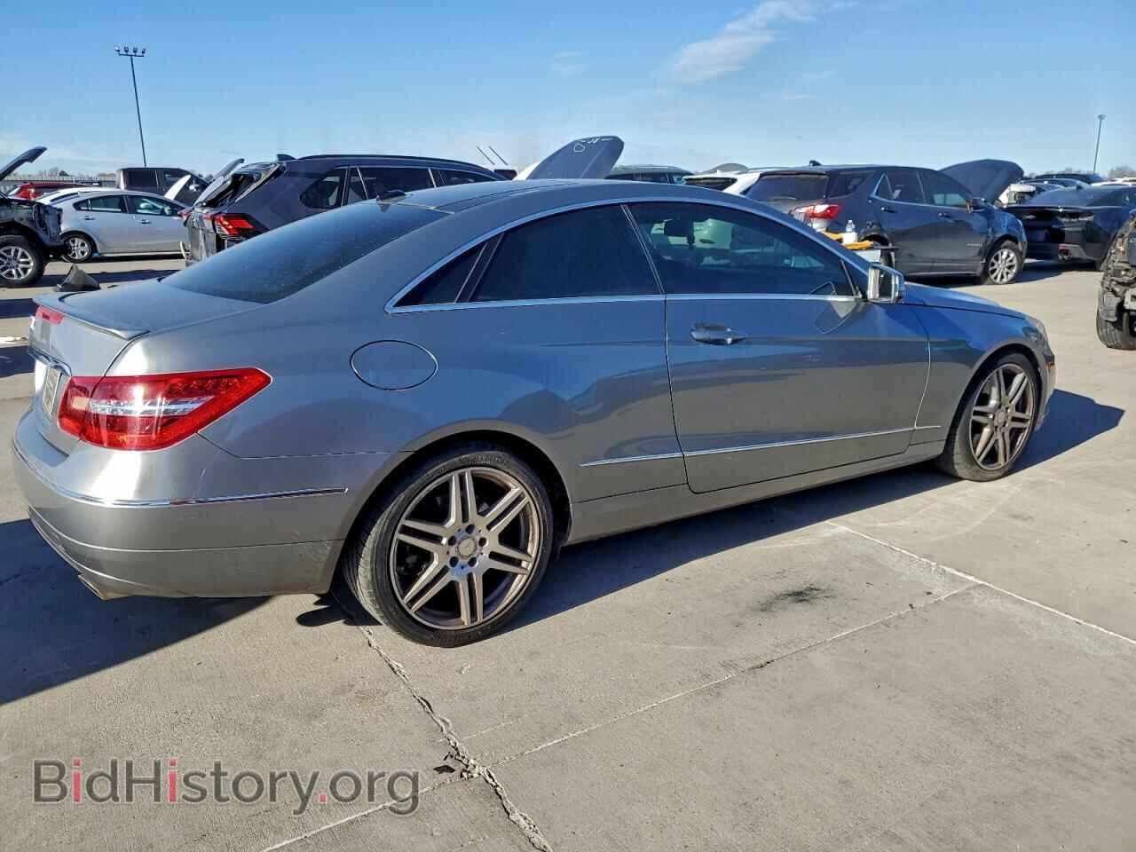 2011 MERCEDES-BENZ E-CLASS - VIN: WDDKJ5GB8BF067526 - Фото 3