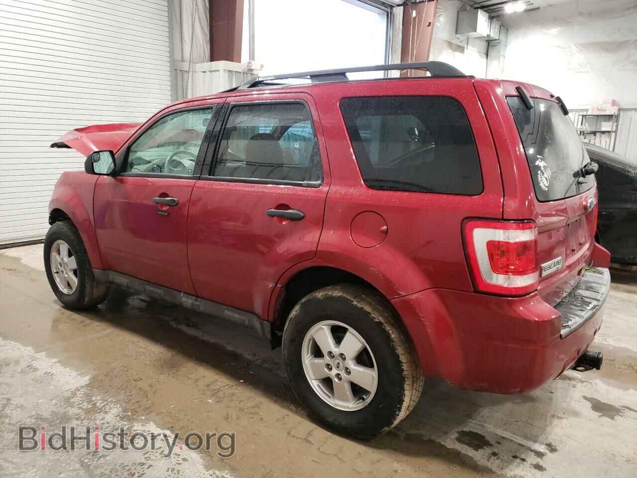 2011 FORD ESCAPE - VIN: 1FMCU0D72BKC11003 - Фото 2