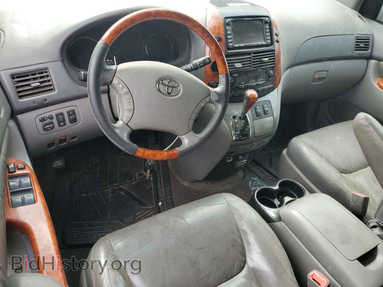 2006 TOYOTA All Models - VIN: 5TDBA22C06S075957 - Фото 8
