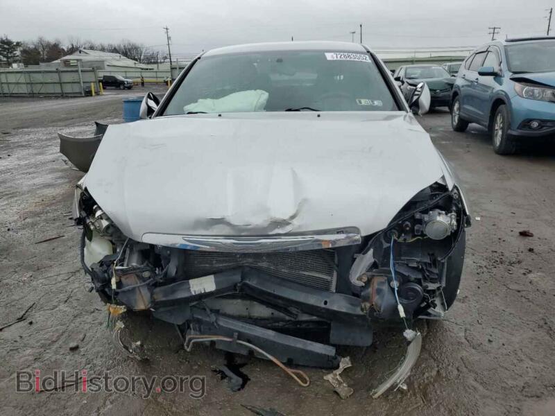 2011 Chrysler 200 (VIN 1C3BC4FB7BN566716) — фото 5 из 13