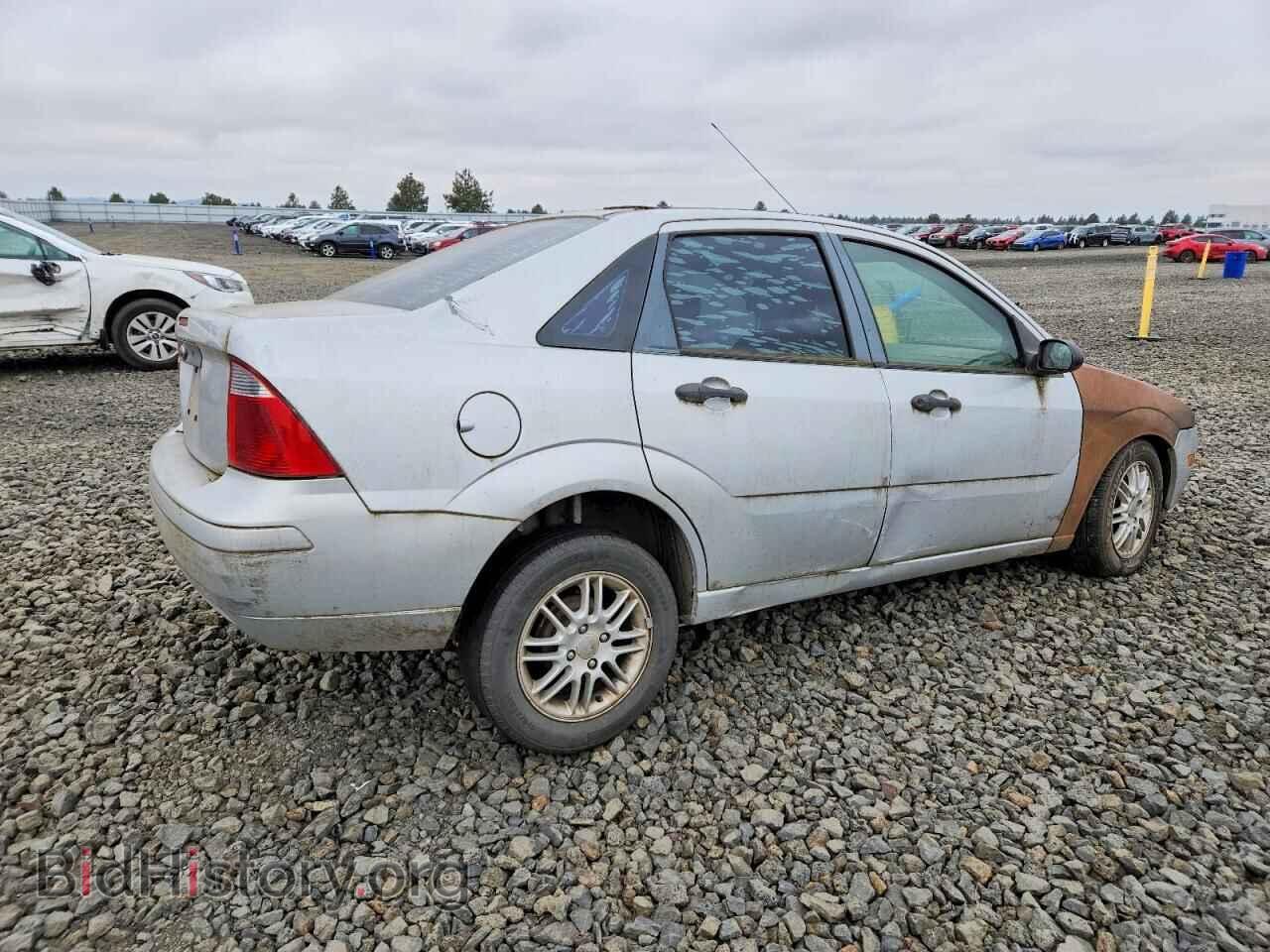 2007 FORD FOCUS - VIN: 1FAFP34N97W213944 - Фото 3