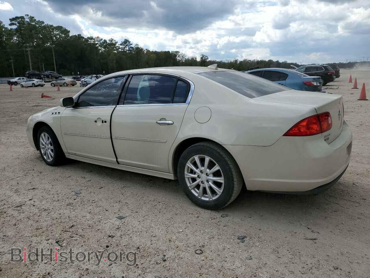 2011 BUICK LUCERNE - VIN: 1G4HA5EM7BU137954 - Фото 2